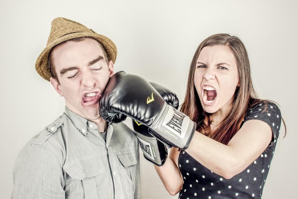 Daren Zenner boxing 101, boxing gloves and training